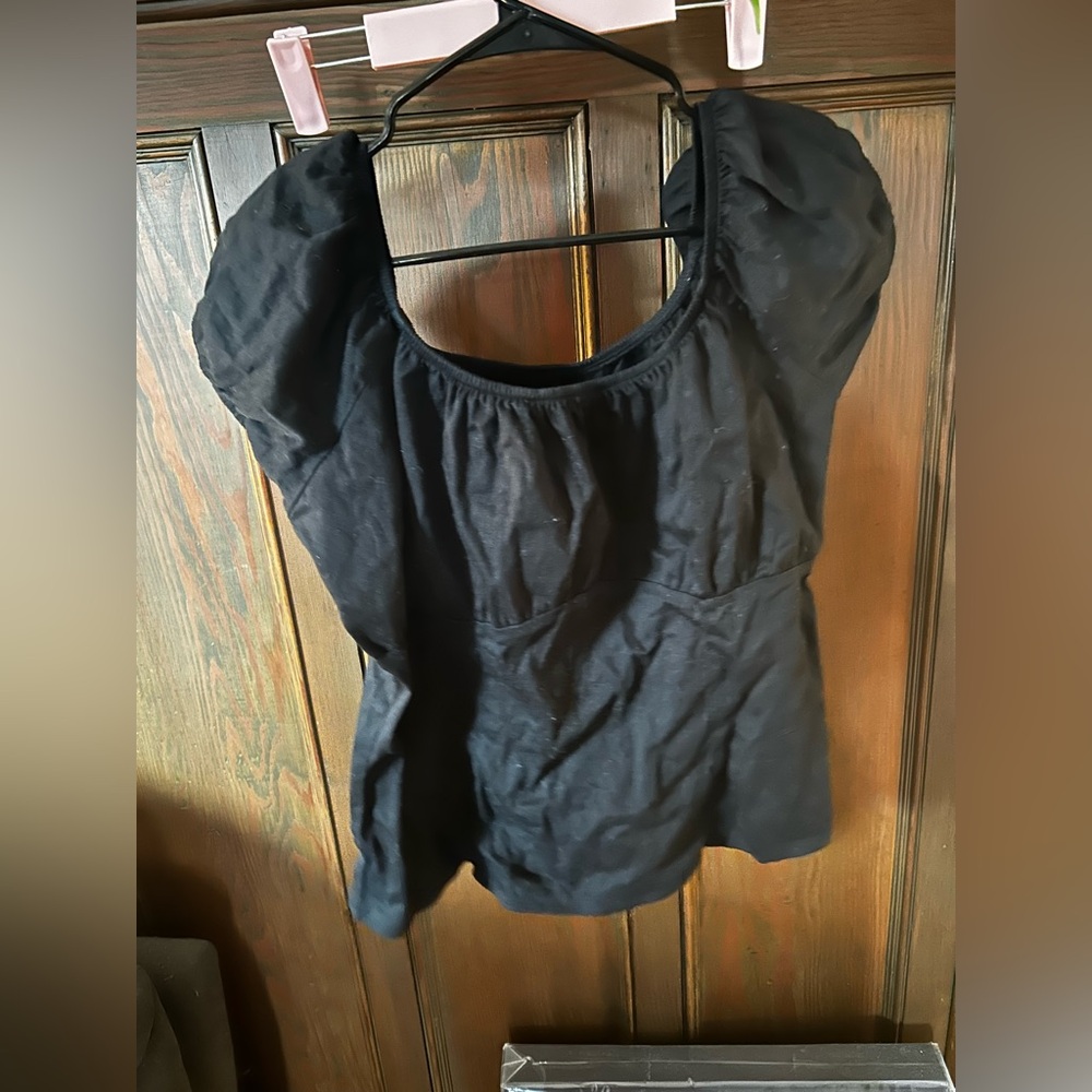 Pinup couture black peasant top 2x